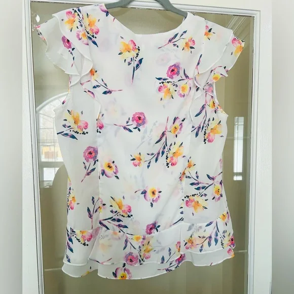 Parker Ruffle Top - Picture 2 of 2